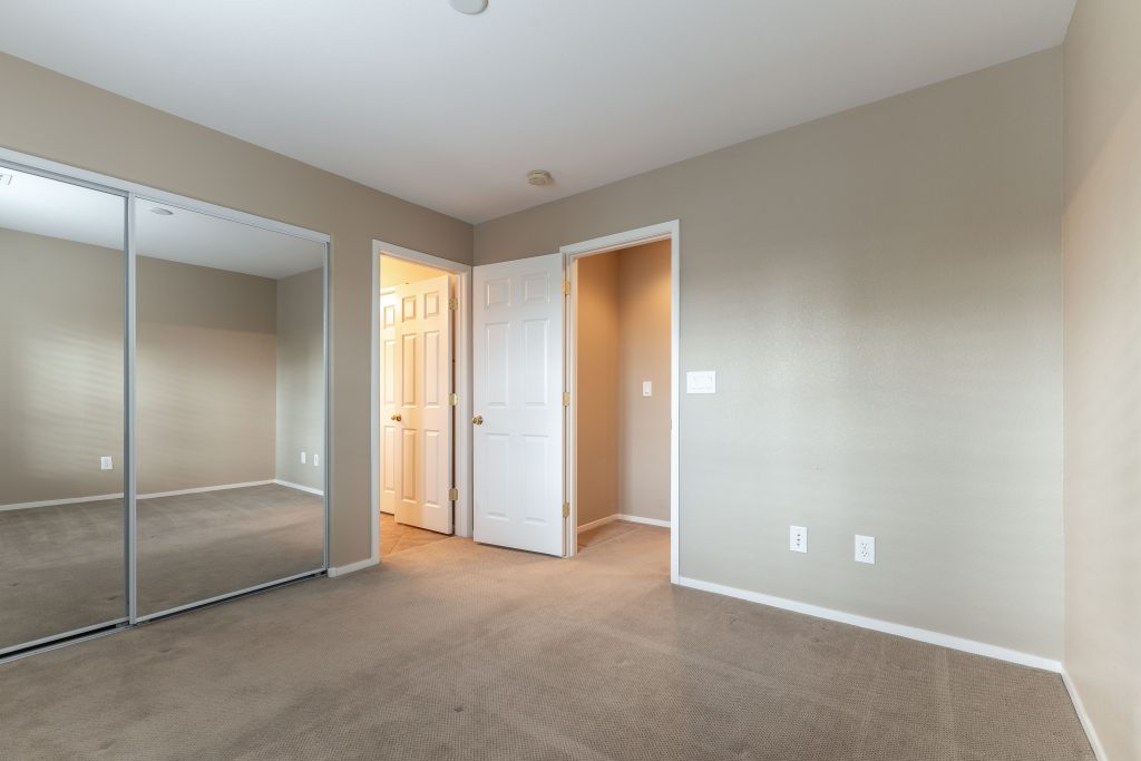 8648 Bronze Hills Ct-16 2mb