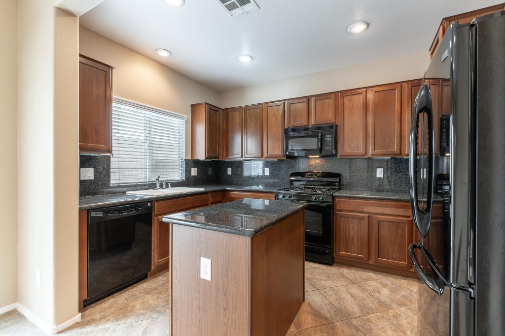 8648 Bronze Hills Ct-8 2mn