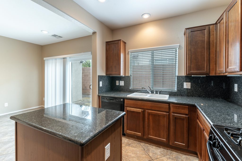 8648 Bronze Hills Ct-9 2mb